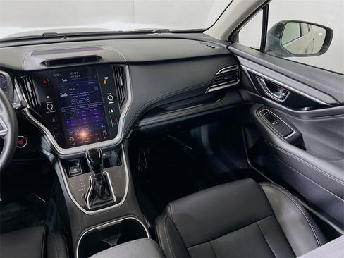 Used 2020 Subaru Outback Limited image 22