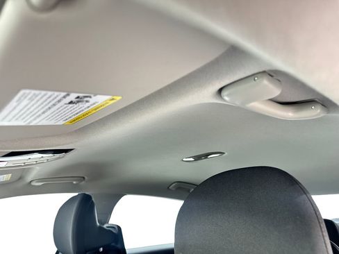 Used 2025 Kia K4 LX image 71