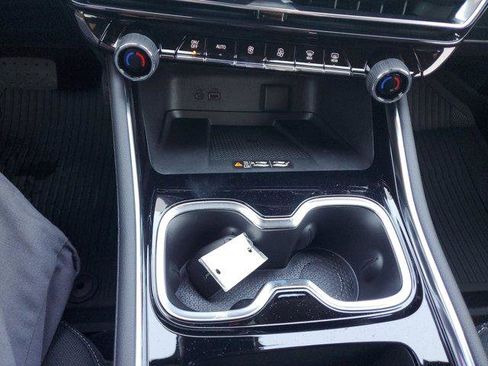 New 2026 Chevrolet Traverse LT w/ LPO, Floor Liner Package image 28