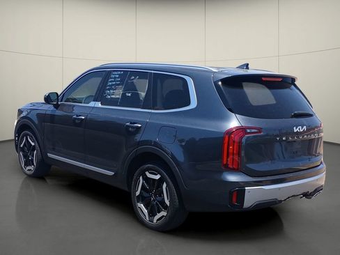 Used 2023 Kia Telluride S AWD/4WD image 5