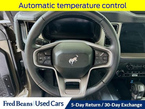 Certified 2025 Ford Bronco Outer Banks AWD/4WD image 14