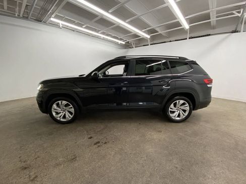 Used 2021 Volkswagen Atlas SE image 3