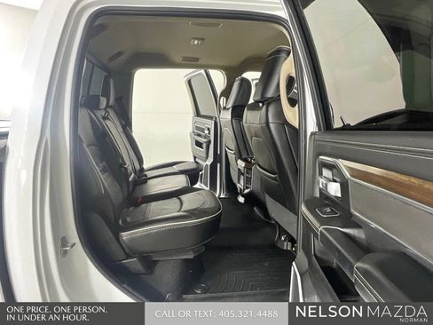Used 2022 RAM 2500 Laramie w/ Body Color Bumper Group AWD/4WD image 15