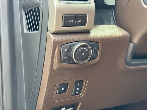 Used 2021 Ford F250 King Ranch w/ King Ranch Ultimate Package AWD/4WD image 15