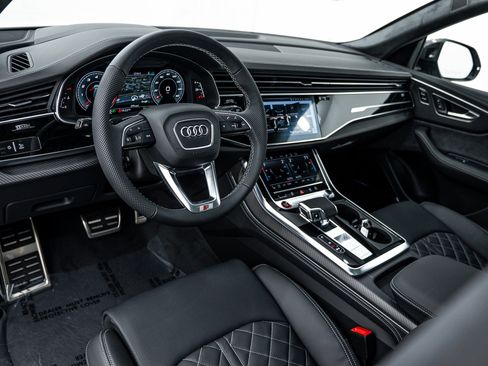 New 2026 Audi SQ8 Prestige image 9