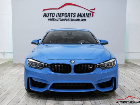 Used 2020 BMW M4 Convertible w/ Competition Package image 29
