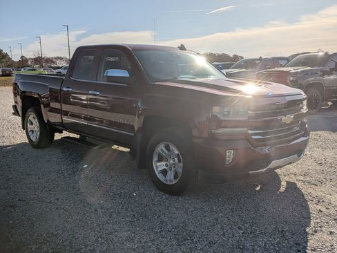 Used 2016 Chevrolet Silverado 1500 LTZ Z71 w/ LTZ Plus Package image 2