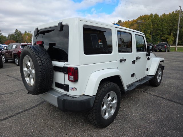 Used 2015 Jeep Wrangler Unlimited Sahara w/ Connectivity Group AWD/4WD image 73