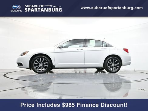 Used 2013 Chrysler 200 Touring w/ S Exterior Appearance Pkg image 27