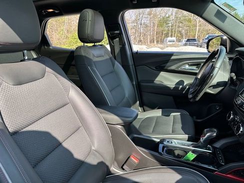 Used 2021 Chevrolet TrailBlazer RS w/ Sun and Liftgate Package image 17