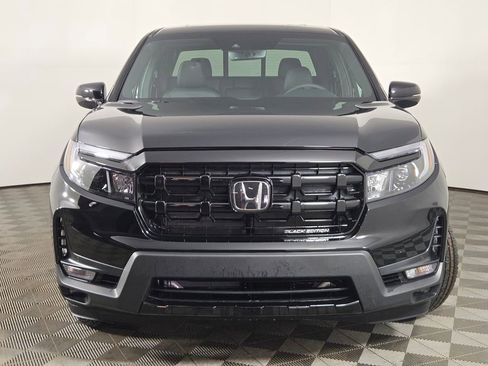 New 2026 Honda Ridgeline Black Edition image 2