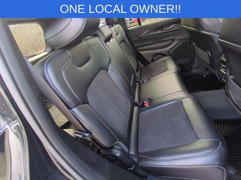 Used 2023 Jeep Grand Cherokee Altitude image 37