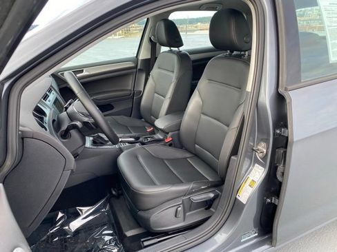 Used 2016 Volkswagen Golf SE FWD image 15