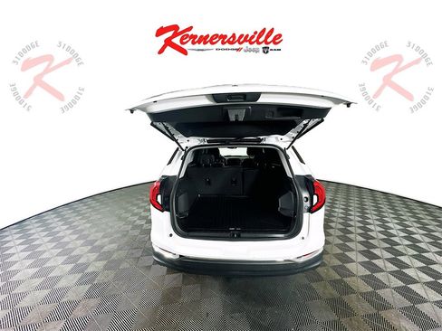 Used 2019 GMC Terrain SLT image 26