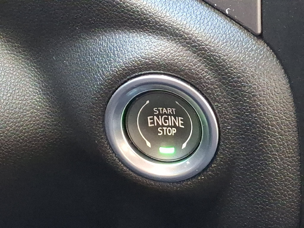 Certified 2022 Chevrolet Silverado 1500 Custom AWD/4WD image 23