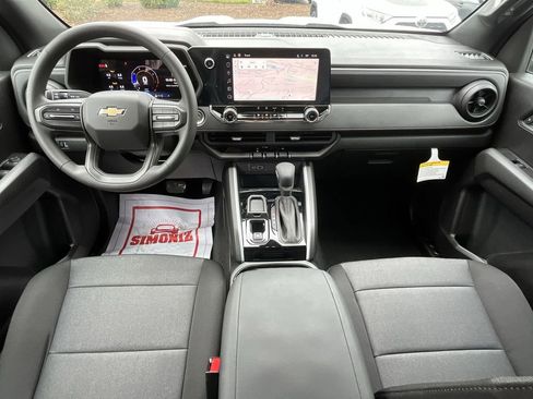 New 2025 Chevrolet Colorado W/T image 21