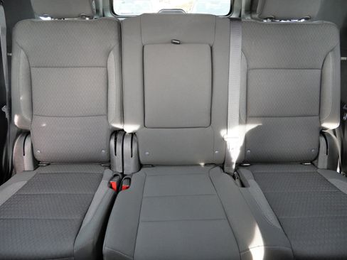 Used 2023 Chevrolet Tahoe LS image 13