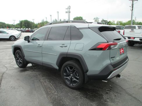 Used 2022 Toyota RAV4 Adventure w/ Convenience Package AWD/4WD image 8