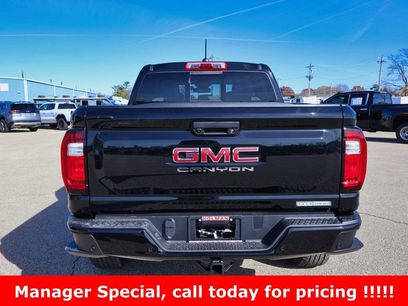 New 2026 GMC Canyon Elevation w/ Convenience Package