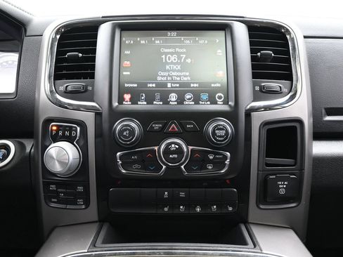 Used 2016 RAM 1500 Sport w/ Black Ram 1500 Sport Group AWD/4WD image 17