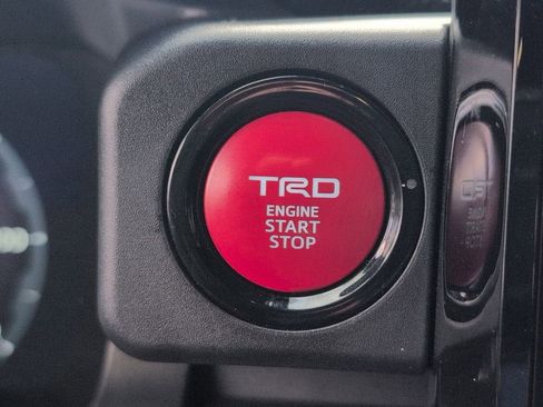 Used 2024 Toyota Tacoma TRD Sport image 24