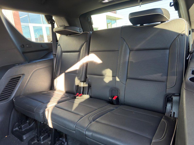 Used 2021 GMC Yukon SLT w/ SLT Luxury Plus Package AWD/4WD image 11