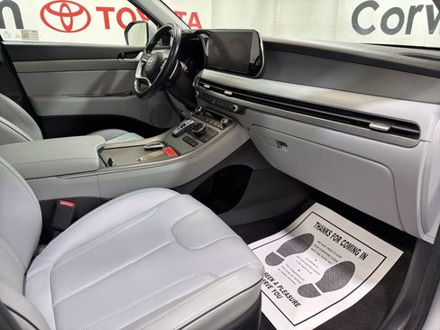 Used 2024 Hyundai Palisade SEL image 9