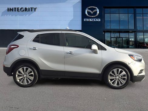 Used 2020 Buick Encore Preferred w/ Safety Package image 3