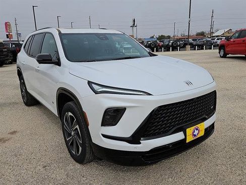 New 2025 Buick Enclave Sport Touring w/ Super Cruise Package image 4