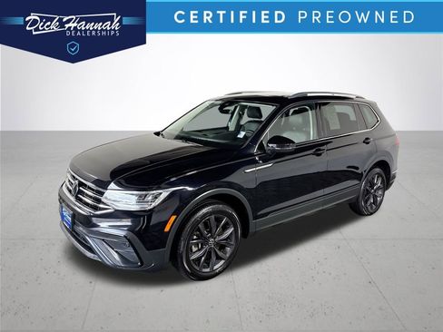 Certified 2022 Volkswagen Tiguan SE w/ Panoramic Sunroof Package image 1
