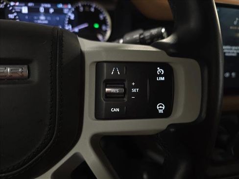 Certified 2023 Land Rover Defender 110 SE image 17