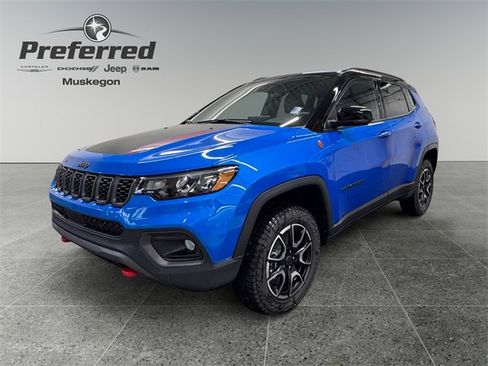 New 2026 Jeep Compass Trailhawk image 10