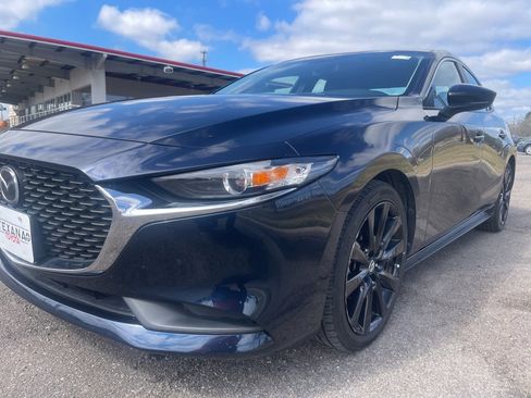 Used 2024 MAZDA MAZDA3 s image 11