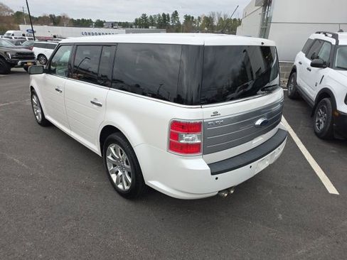 Used 2010 Ford Flex Limited AWD/4WD image 8