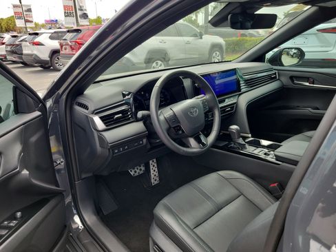 Used 2026 Toyota Camry XSE FWD image 19