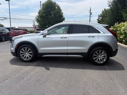 Used 2021 Cadillac XT4 Premium Luxury w/ Cold Weather Package FWD image 2