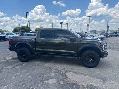 Used 2025 Ford F150 Raptor AWD/4WD image 19