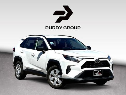 Used 2021 Toyota RAV4 LE FWD image 1
