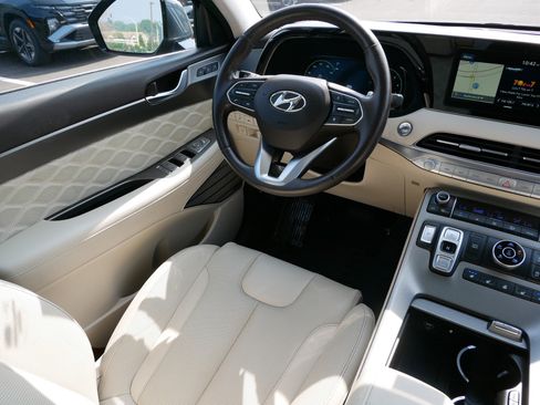 Used 2020 Hyundai Palisade Limited image 9