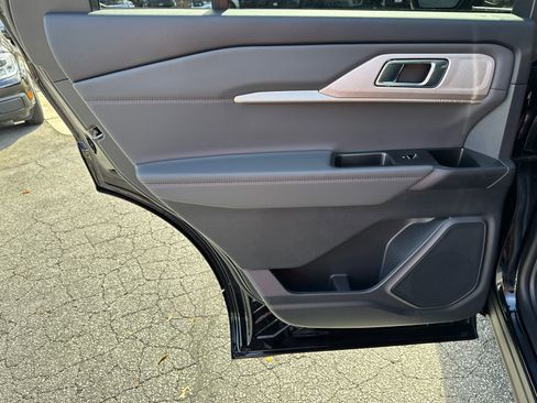 New 2026 Ford Explorer Active image 23