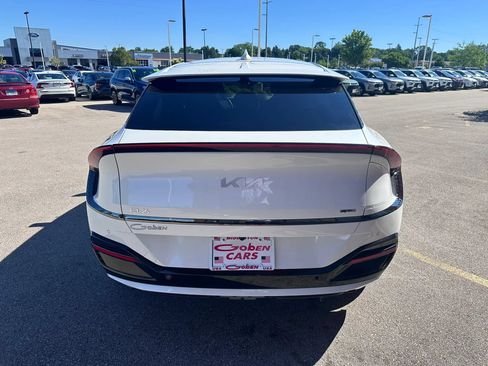Used 2024 Kia EV6 GT-Line AWD/4WD image 6