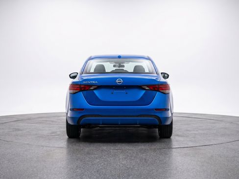 Used 2025 Nissan Sentra SV FWD image 7