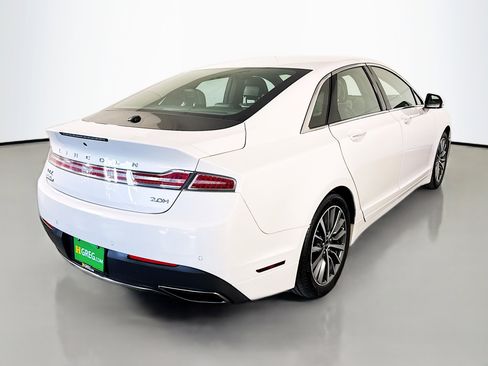 Used 2019 Lincoln MKZ Reserve image 10