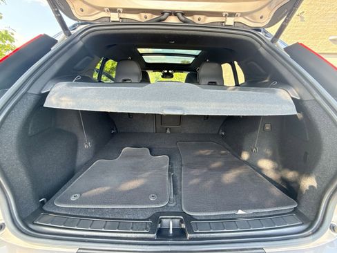 Used 2023 Volvo XC40 Recharge Ultimate AWD/4WD image 26