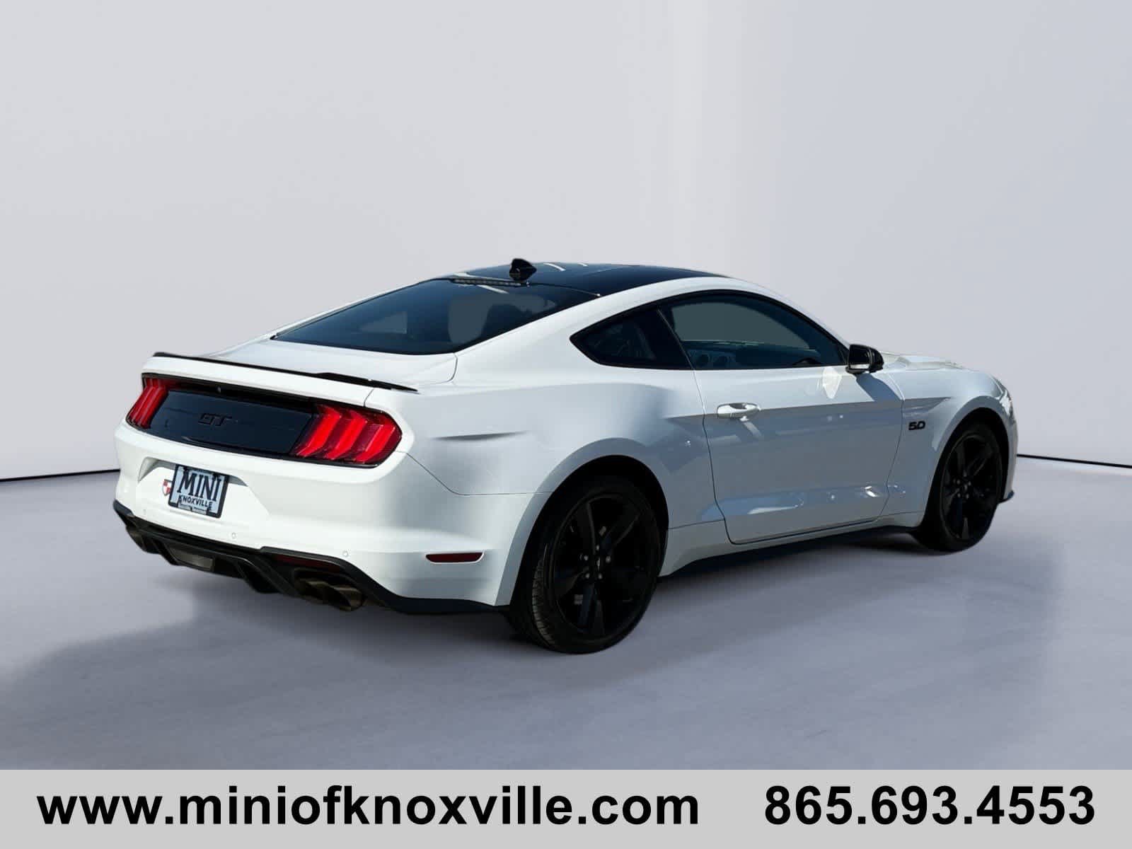 Used 2022 Ford Mustang GT Premium w/ Black Accent Package RWD image 3