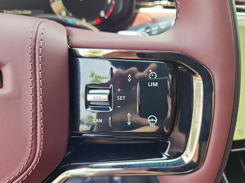 New 2025 Land Rover Range Rover Sport Dynamic SE image 20