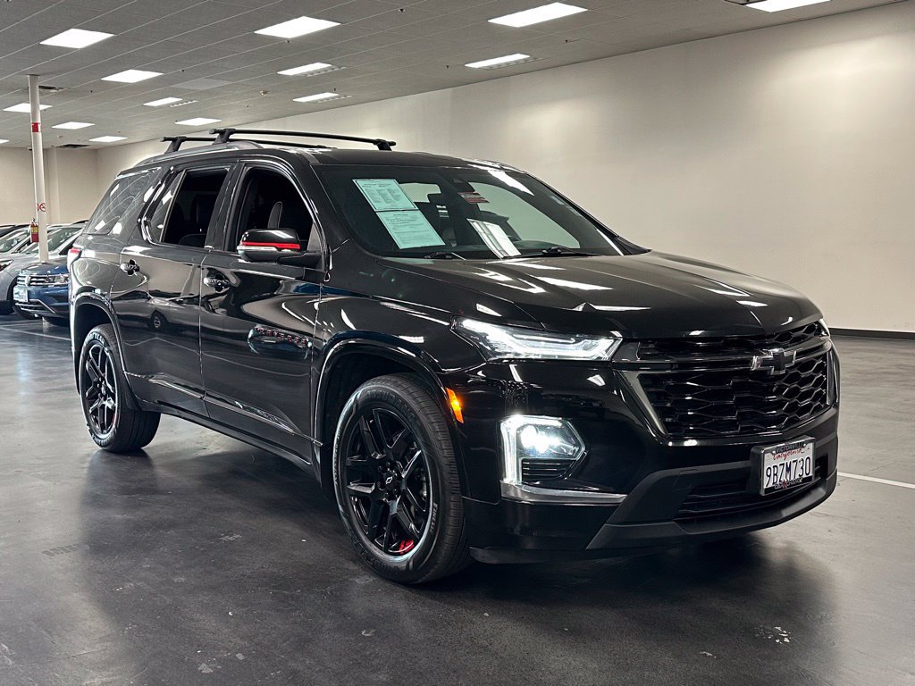 Used 2022 Chevrolet Traverse Premier w/ Redline Edition AWD/4WD image 9