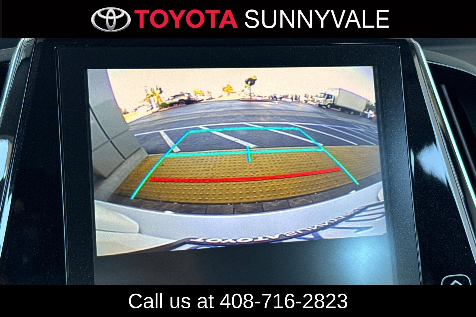 Used 2018 Toyota Prius Four Touring w/ Premium Convenience Package FWD image 25