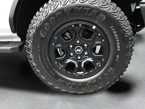 Used 2024 Ford Bronco Wildtrak AWD/4WD image 30