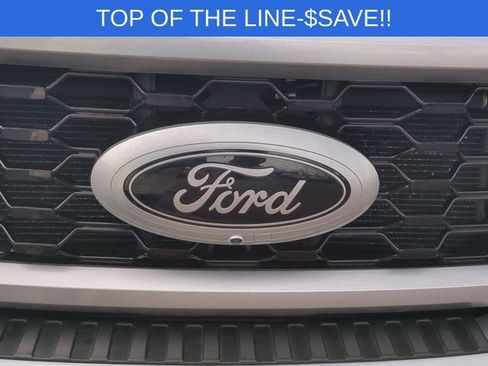 Used 2024 Ford F450 Platinum image 41